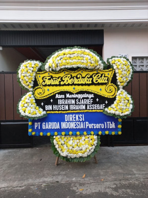 Papan Bunga Duka di Gunung Sugih