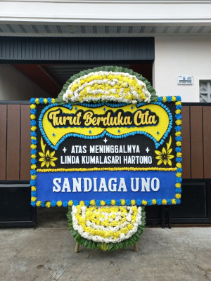 Papan Bunga Duka di Gunung Sugih